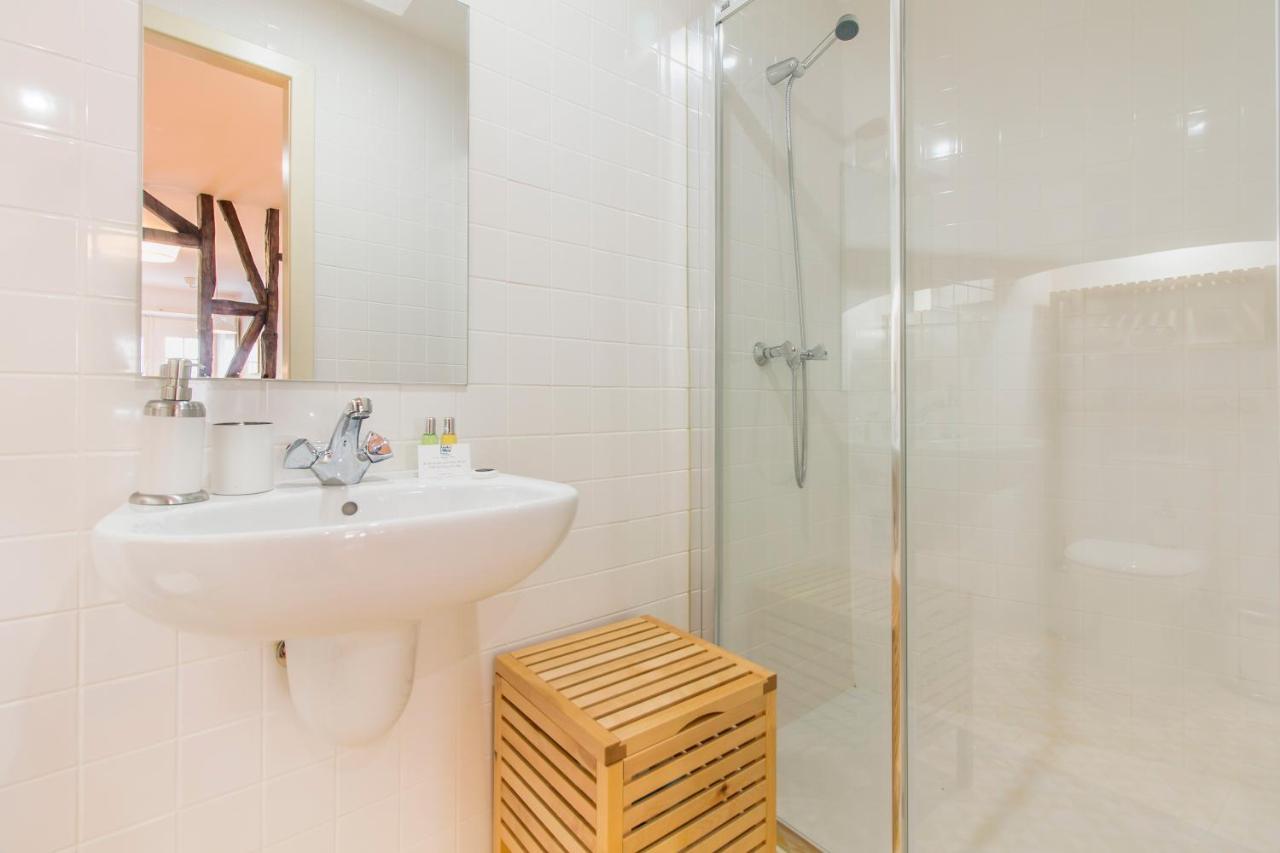 ליסבון Guest Inn Alfama Apartments מראה חיצוני תמונה